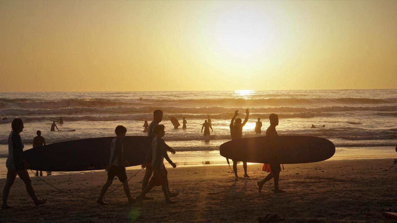 Akih Pods Hostel Playa Santa Teresa  外观 照片