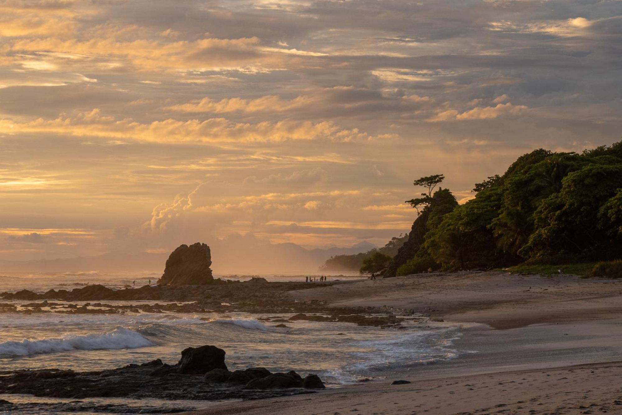 Akih Pods Hostel Playa Santa Teresa  外观 照片