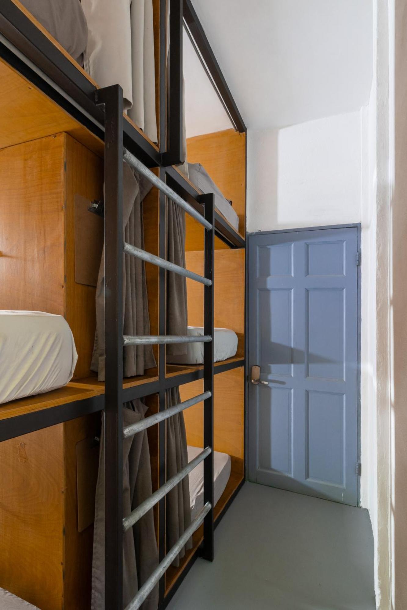 Akih Pods Hostel Playa Santa Teresa  外观 照片