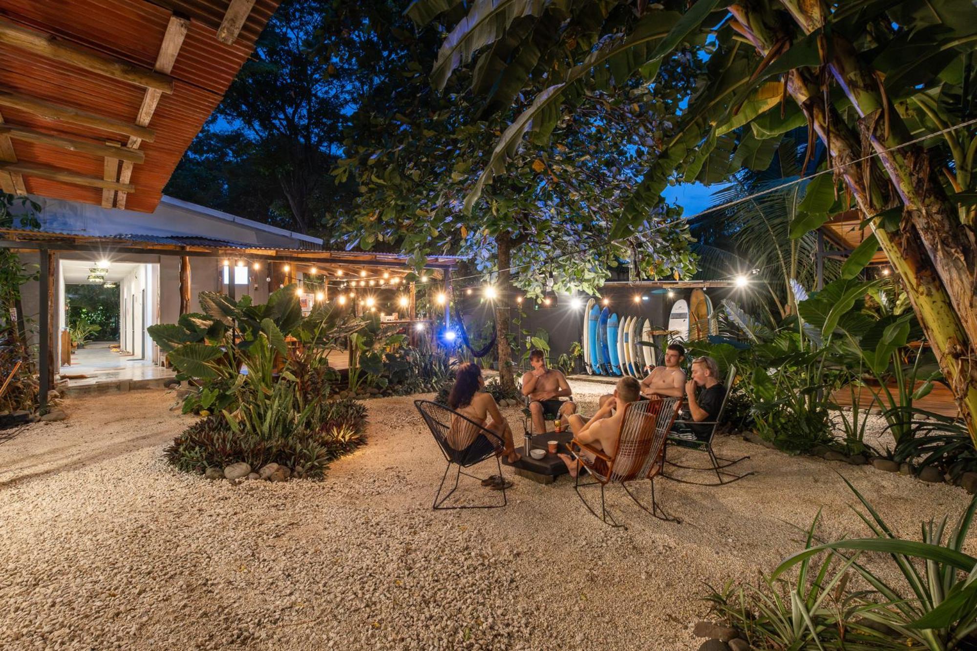 Akih Pods Hostel Playa Santa Teresa  外观 照片