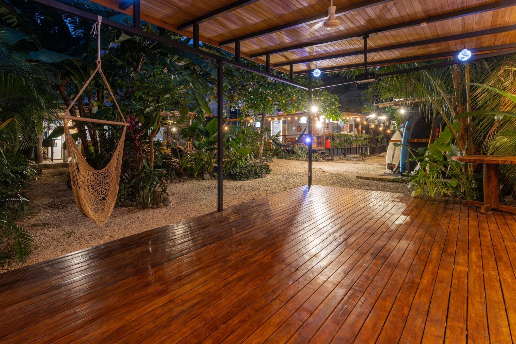 Akih Pods Hostel Playa Santa Teresa  外观 照片