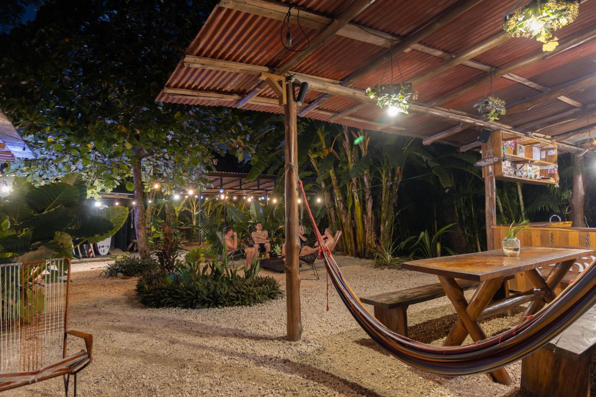 Akih Pods Hostel Playa Santa Teresa  外观 照片