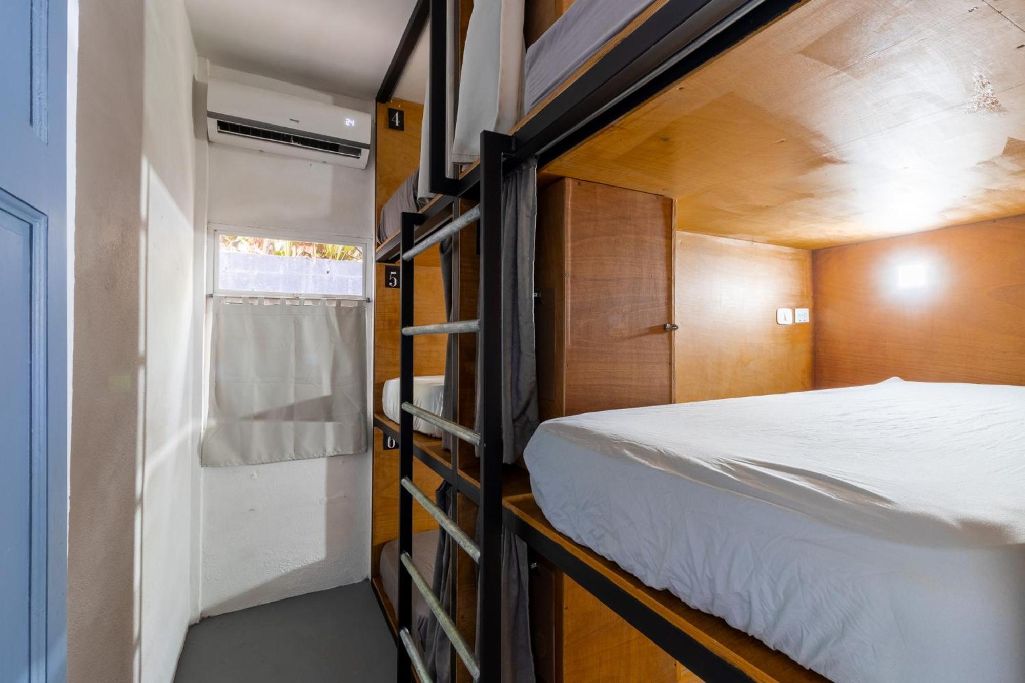 Akih Pods Hostel Playa Santa Teresa  外观 照片
