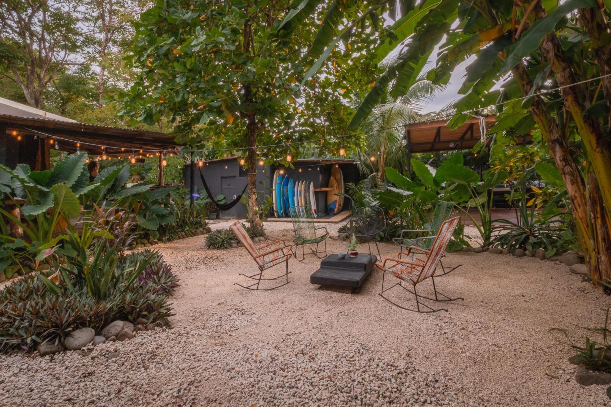 Akih Pods Hostel Playa Santa Teresa  外观 照片