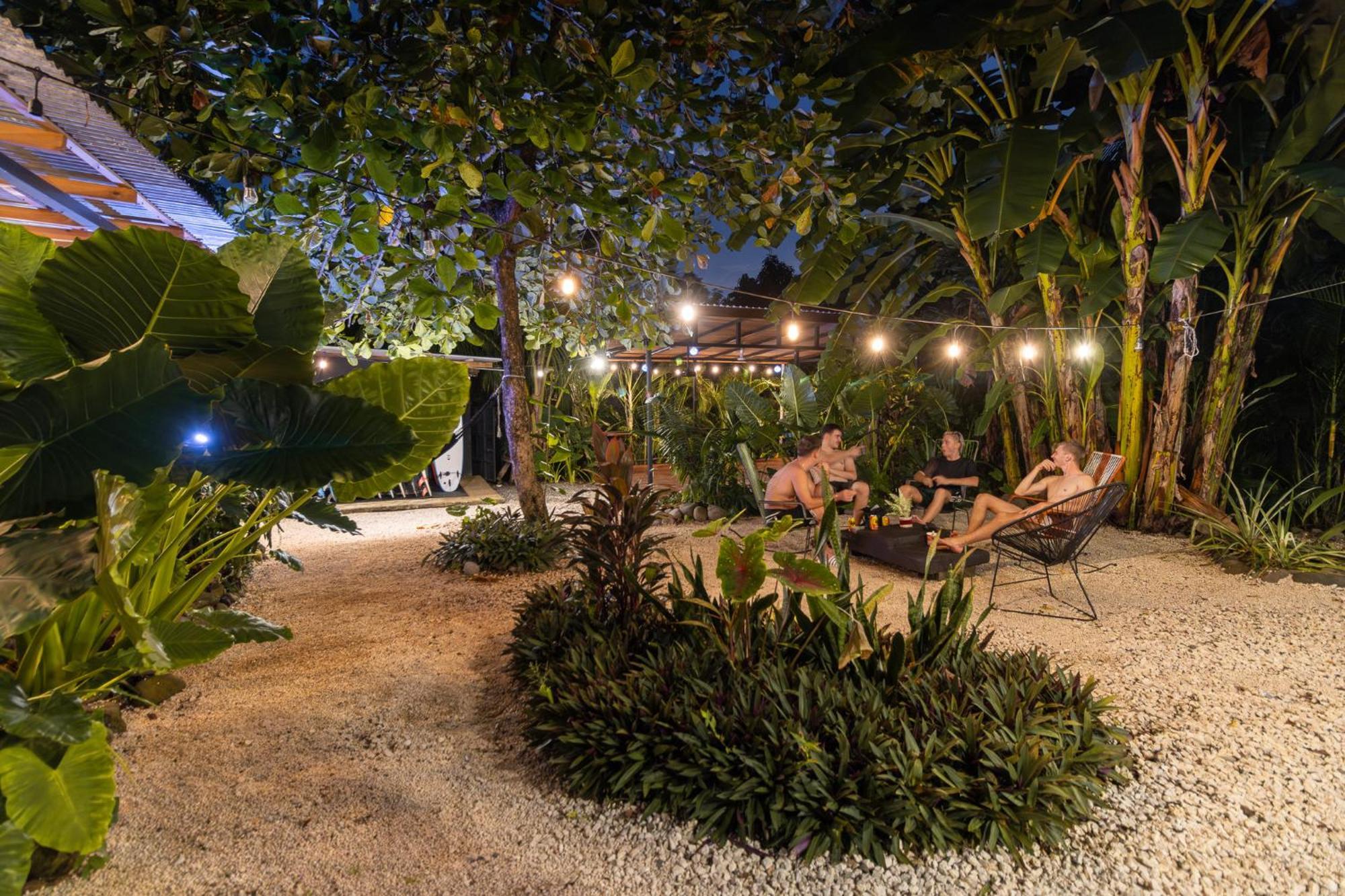 Akih Pods Hostel Playa Santa Teresa  外观 照片